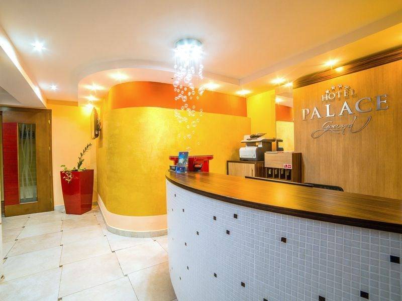 Palace Grand