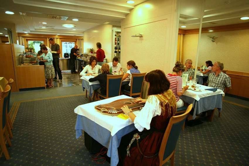 Hotel Jezero