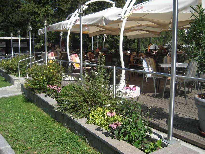 Hotel Jezero