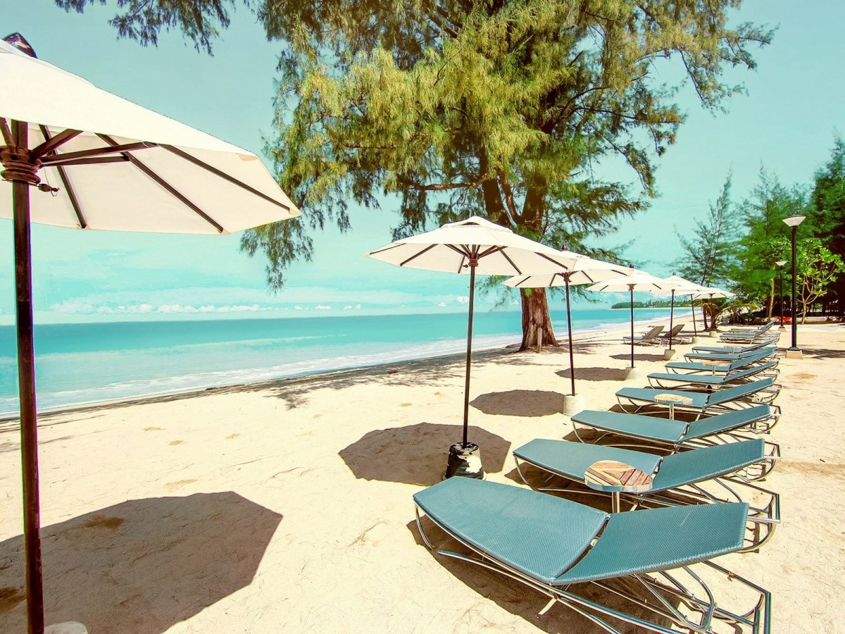 Graceland Khaolak Resort & Spa