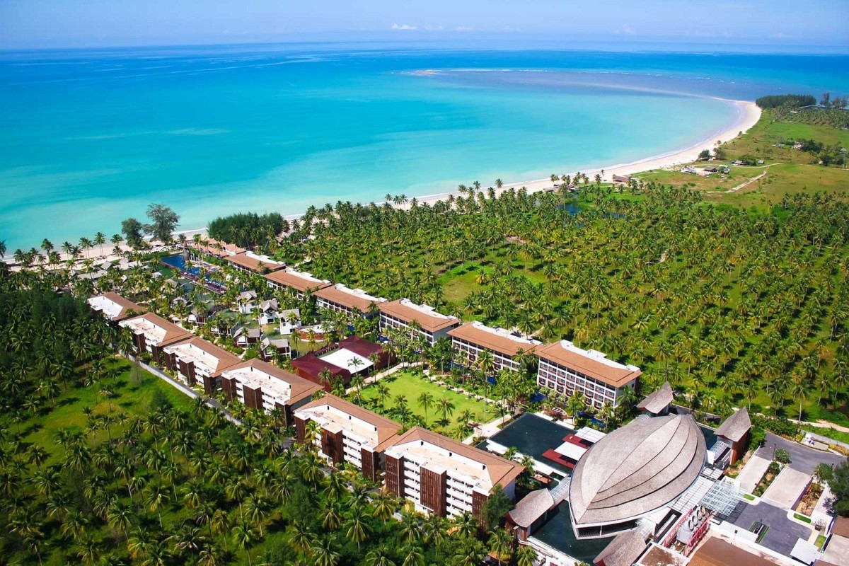 Graceland Khaolak Resort & Spa