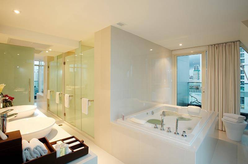 Centara Watergate Pavillion Hotel & Spa