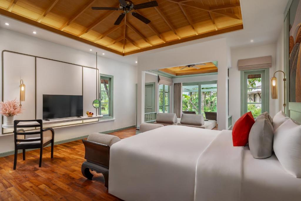 La Solaya Khao Lak (Ex. Mukdara Beach Villa)