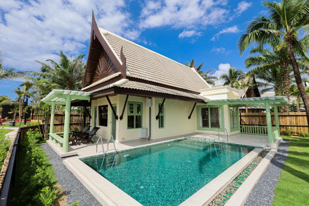 La Solaya Khao Lak (Ex. Mukdara Beach Villa)