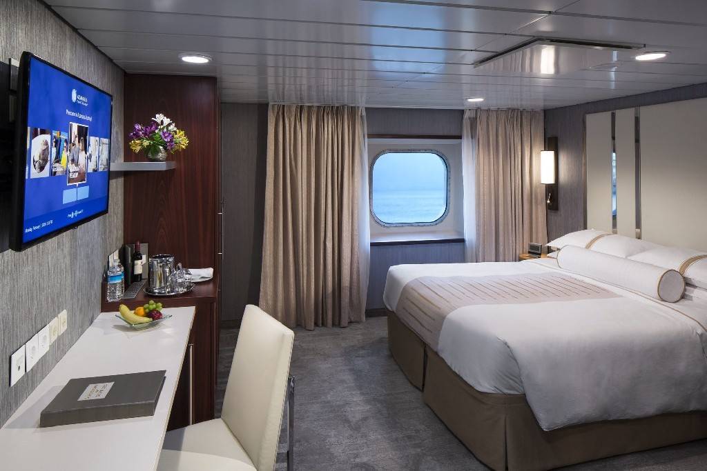 Azamara Pursuit