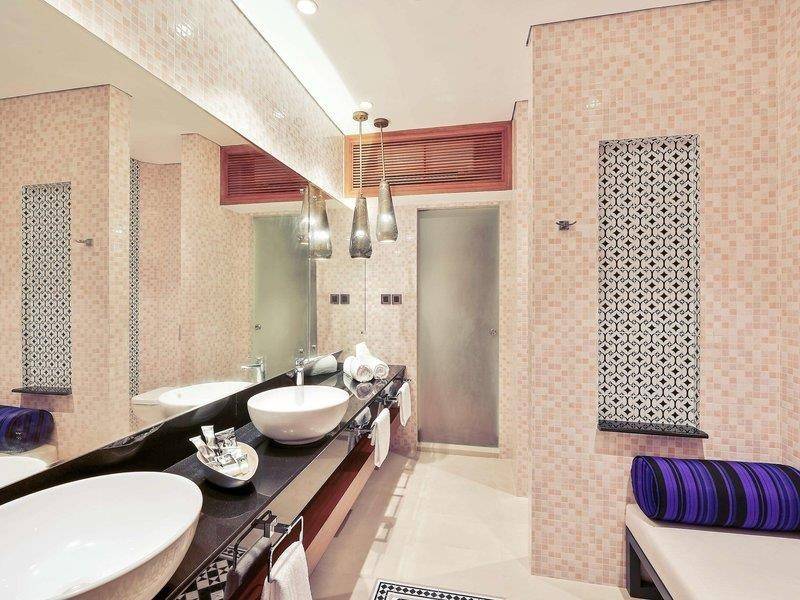 Mercure Maldives Kooddoo Resort