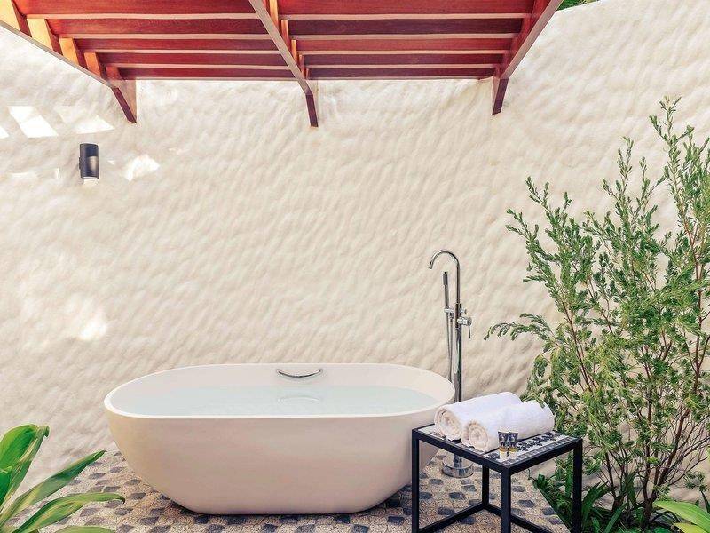 Mercure Maldives Kooddoo Resort
