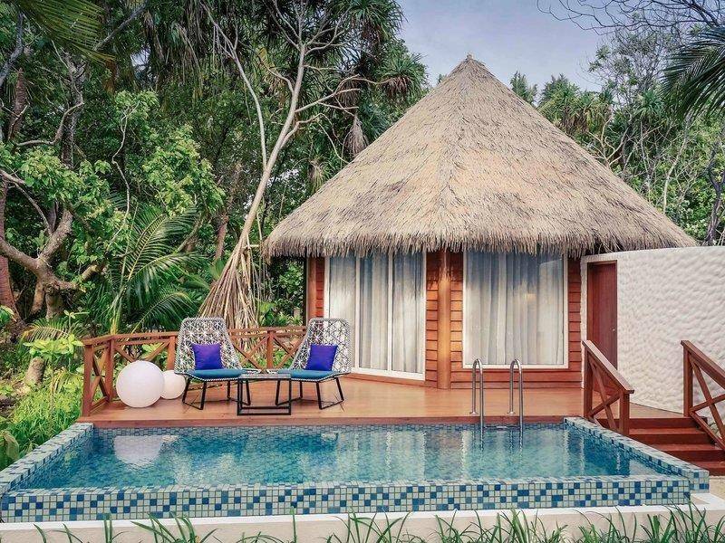 Mercure Maldives Kooddoo Resort