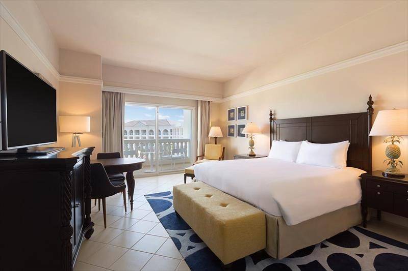 Hyatt Ziva Rose Hall