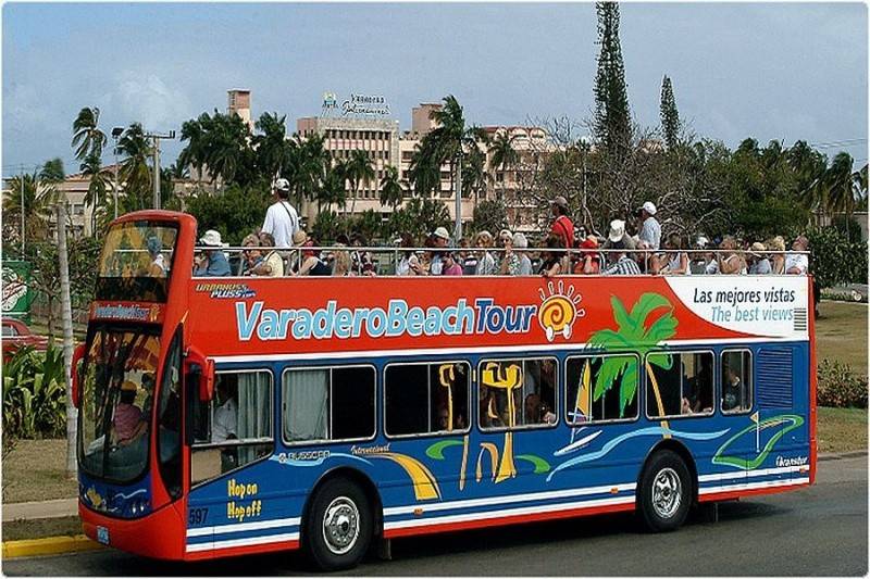 Copacabana, Roc Arenas Doradas