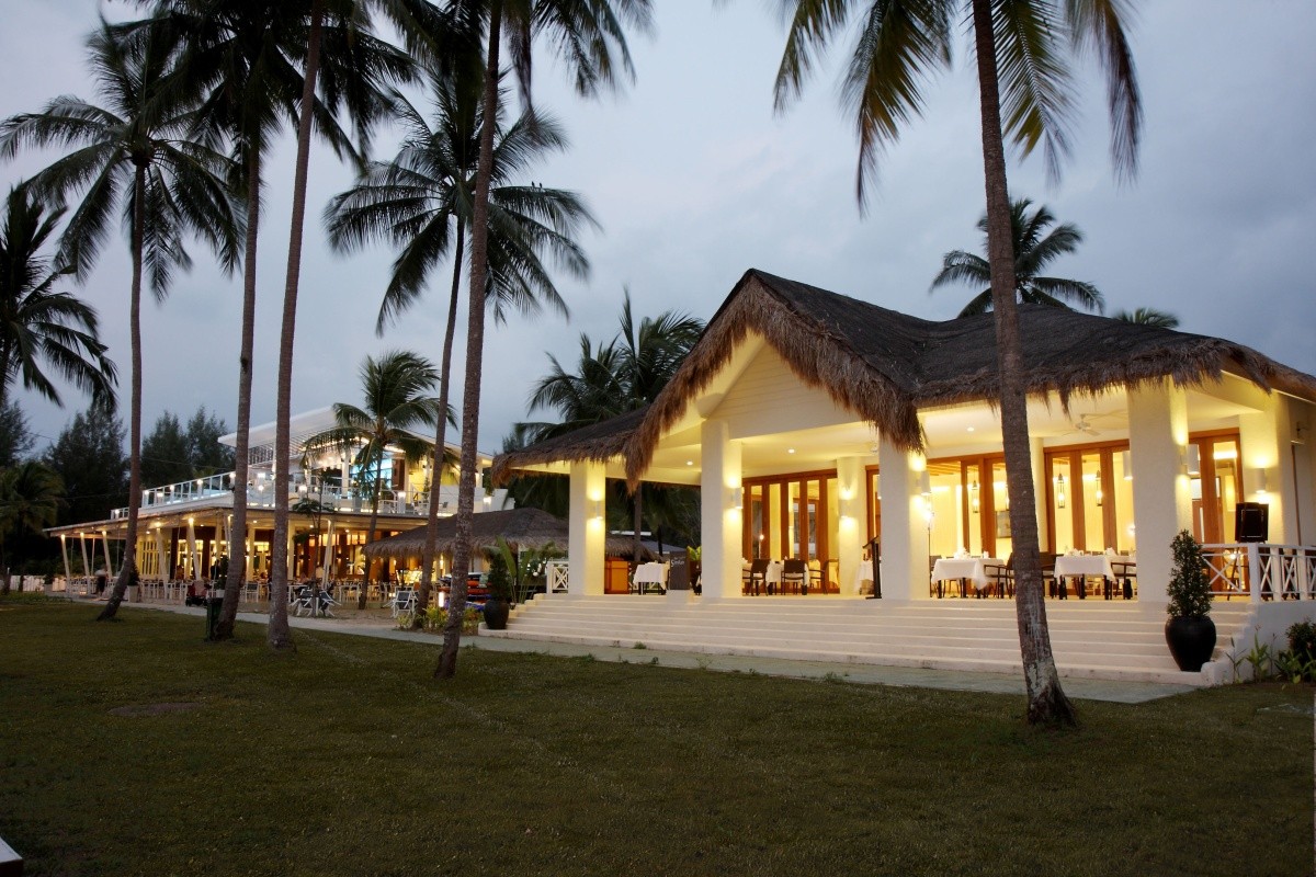 Kantary Beach