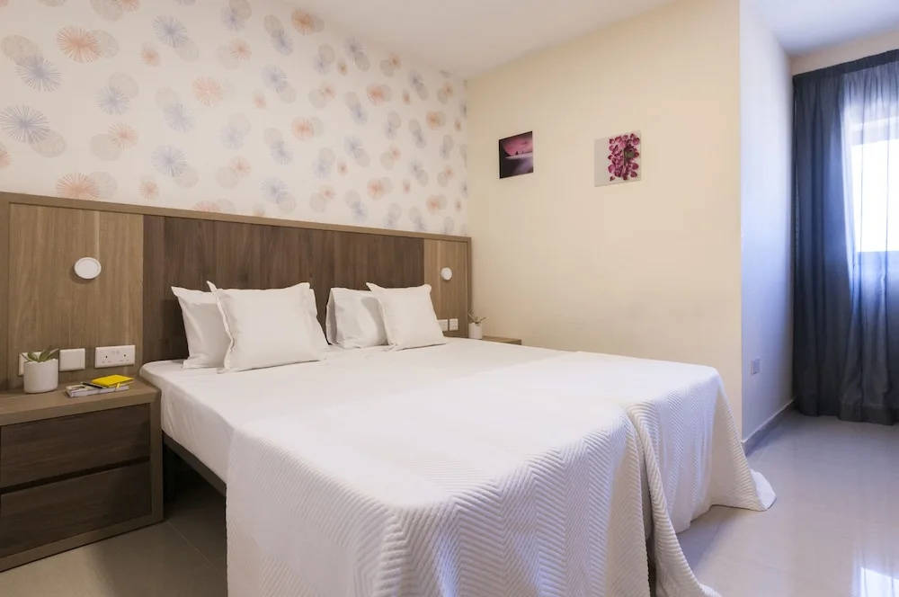 St Blubay Apartments