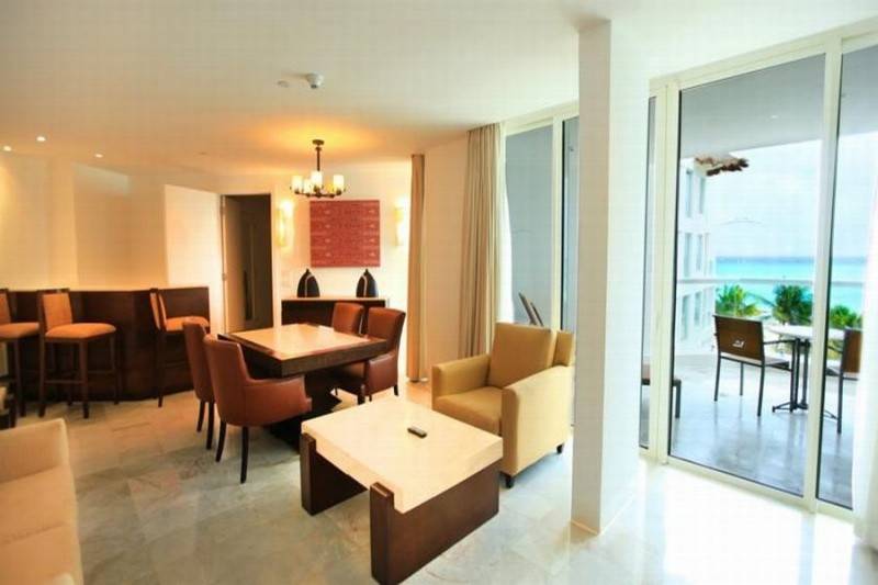 Playacar Palace Resort