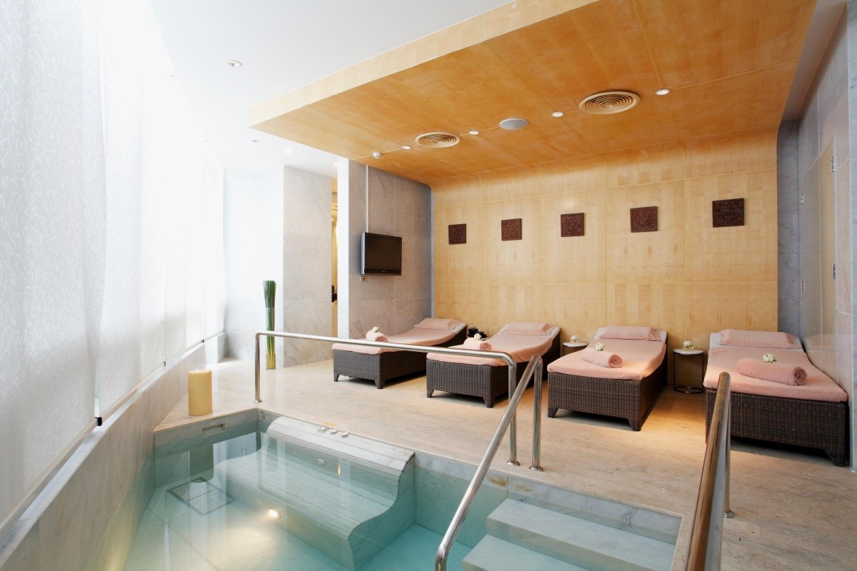 Centara Grand At Central World