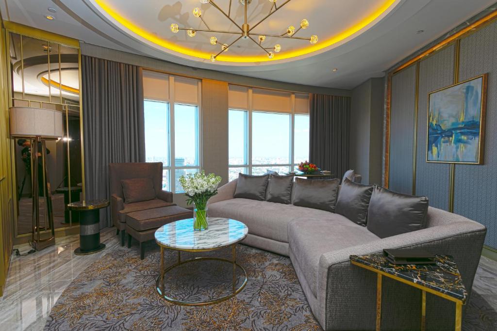 Centara Grand At Central World