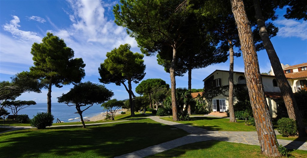 Is Morus Relais