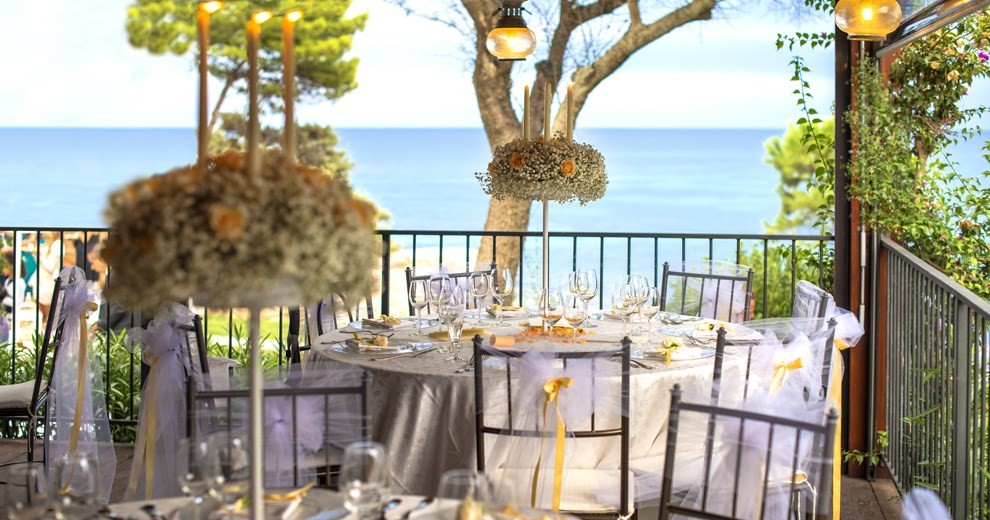 Is Morus Relais