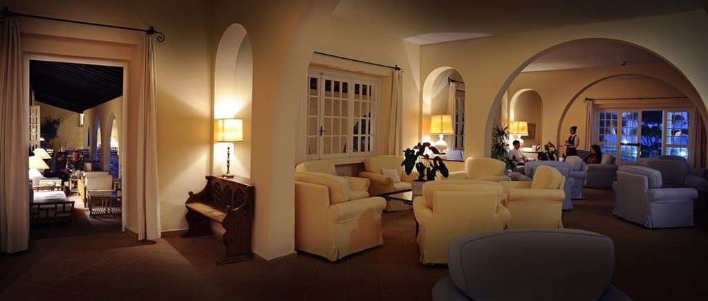 Is Morus Relais