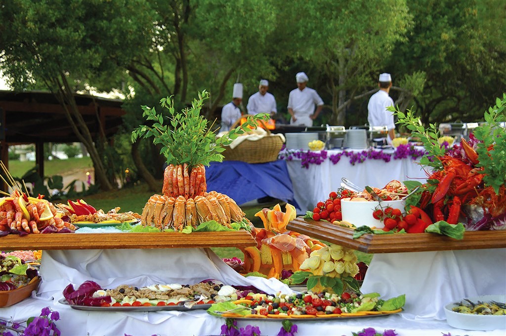 Is Morus Relais