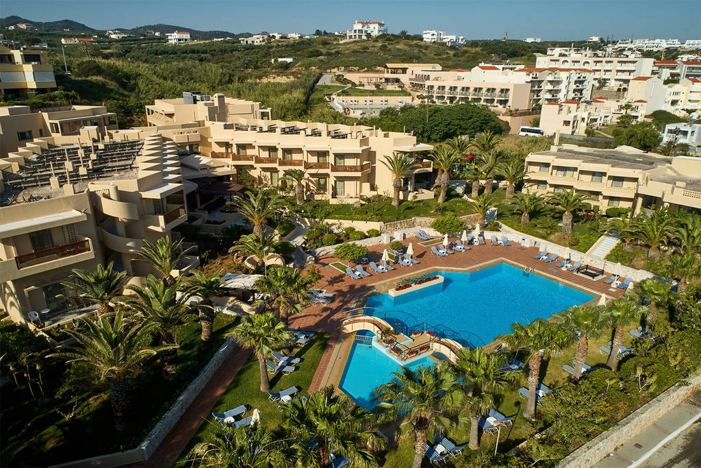 Santa Marina Beach Resort
