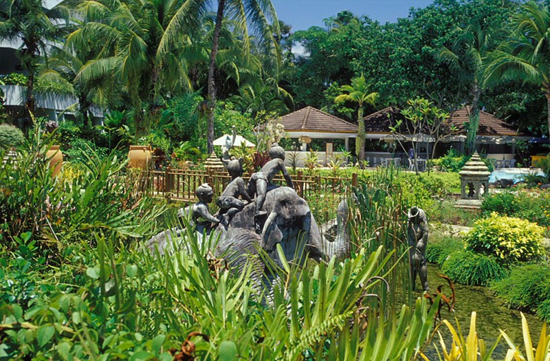 Thavorn Palm Beach Resort