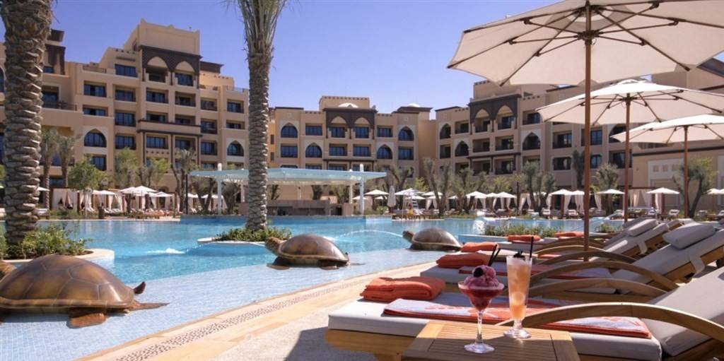 Saadiyat Rotana Resort & Villas