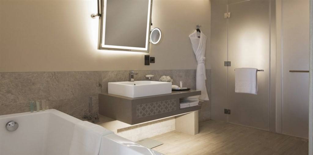 Saadiyat Rotana Resort & Villas