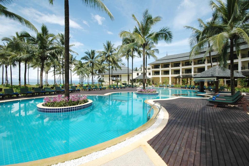 Orchid Beach Resort