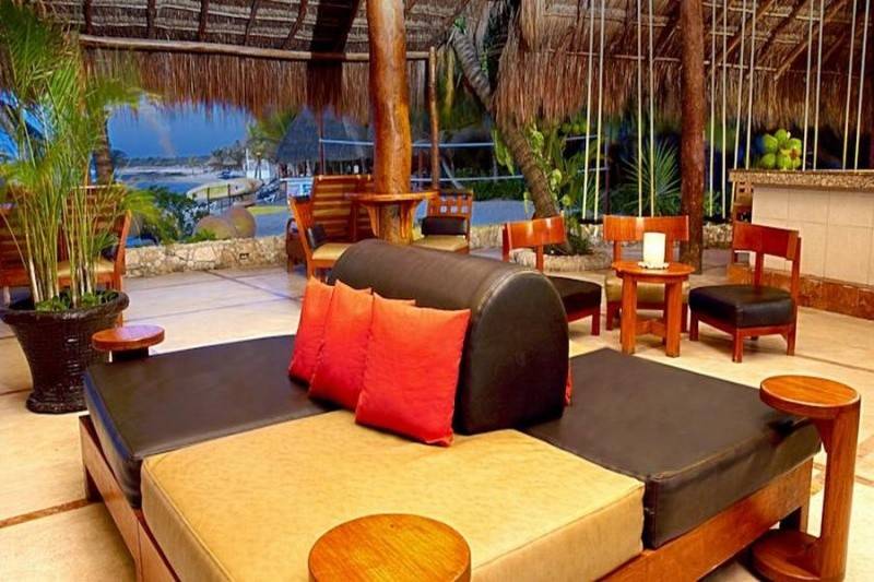El Dorado Seaside Suites