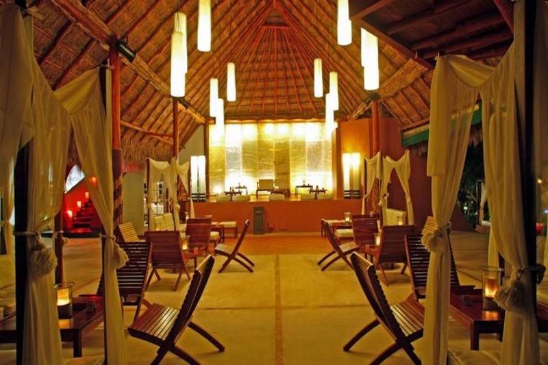 El Dorado Seaside Suites
