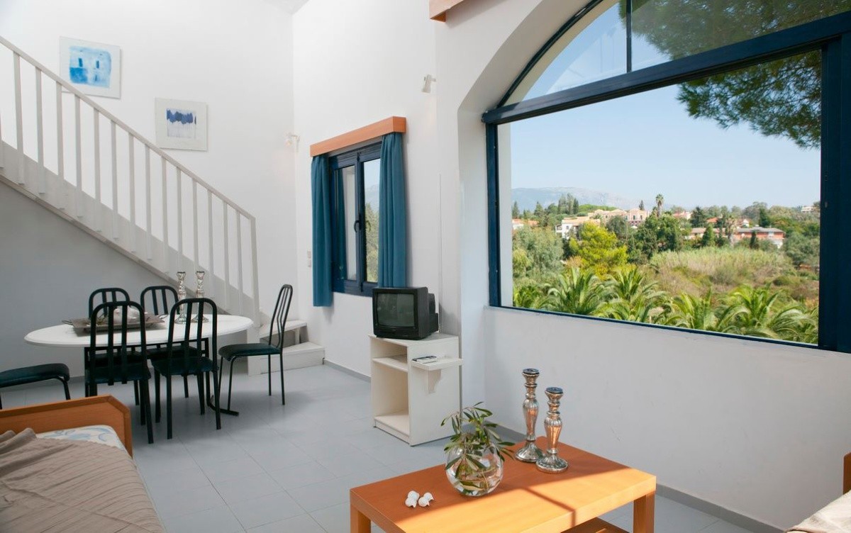 Govino Bay