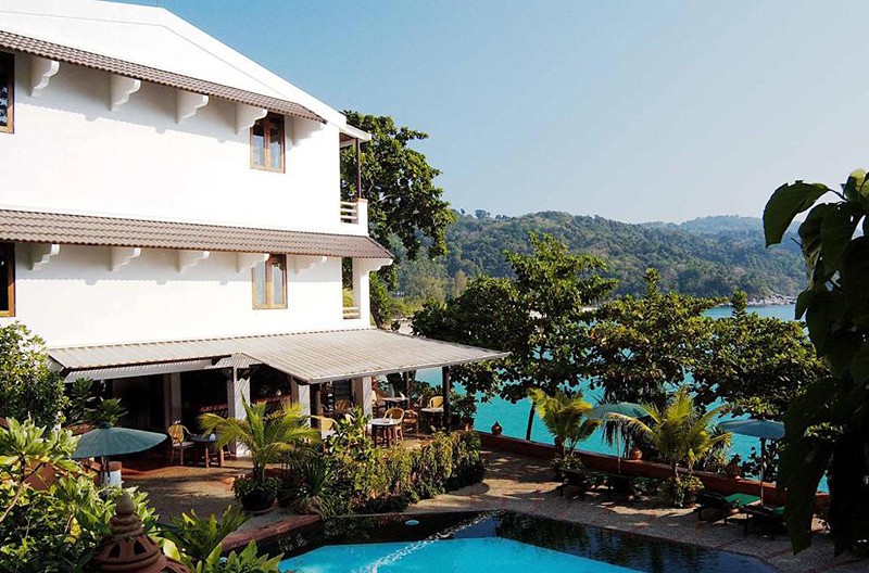 Mom Tri's Villa Royale