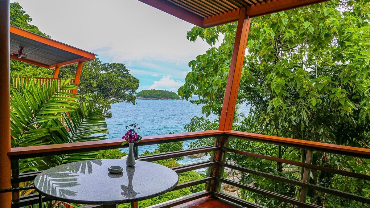 Mom Tri's Villa Royale