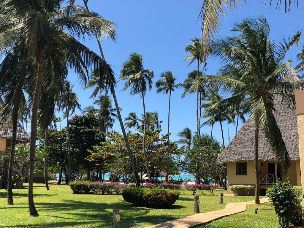 Neptune Paradise Beach Resort & Spa