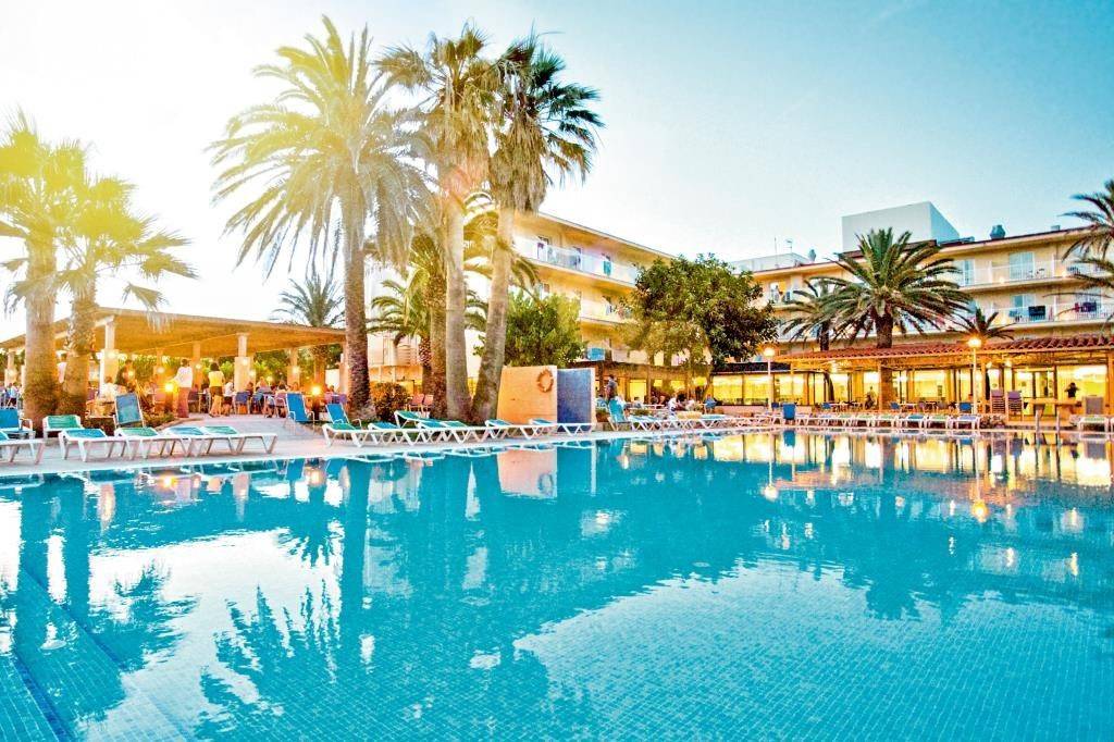 Club Hotel Aguamarina