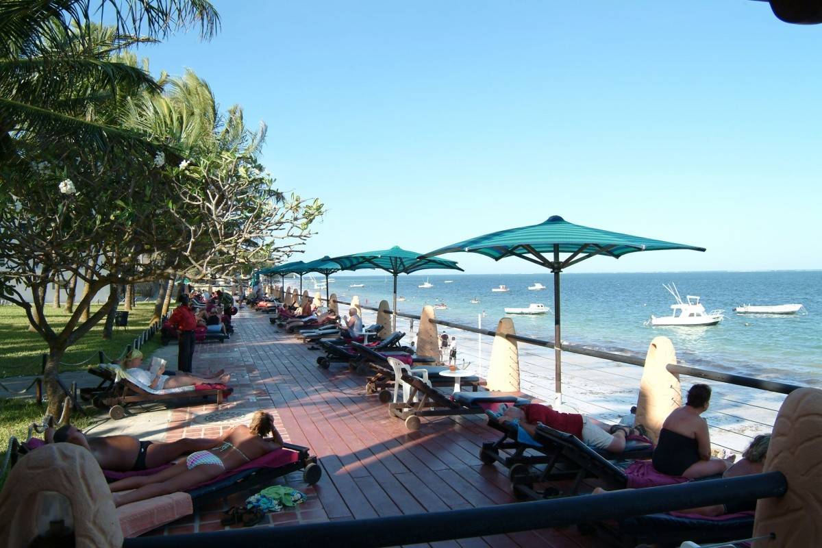 Bamburi Beach