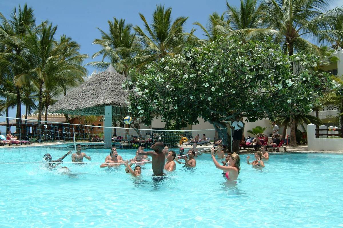 Bamburi Beach