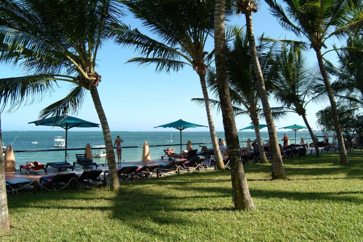 Bamburi Beach