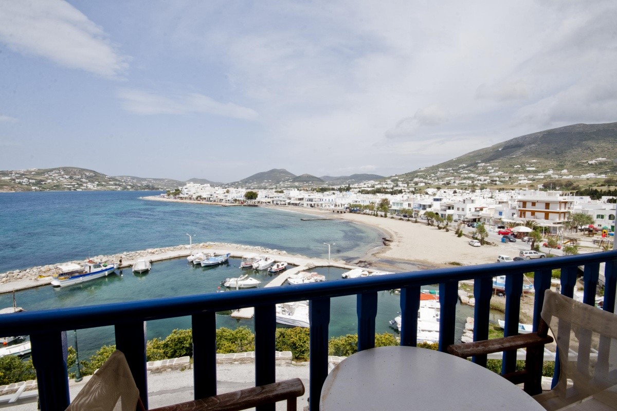 Pandrossos - Parikia