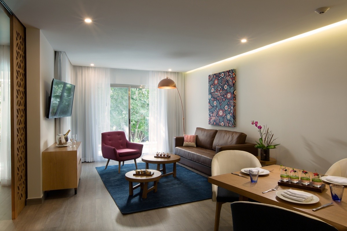 Azul Beach Resort The Fives Playa Del Carmen, By Karisma