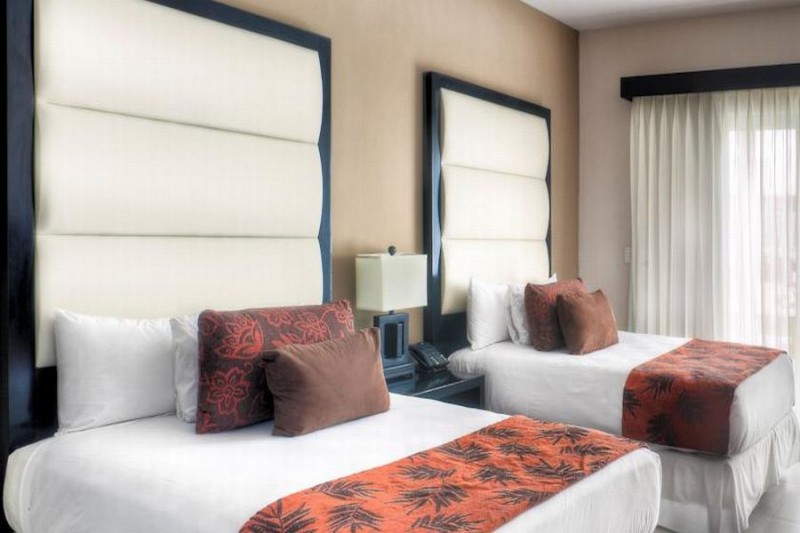 Azul Beach Resort The Fives Playa Del Carmen, By Karisma