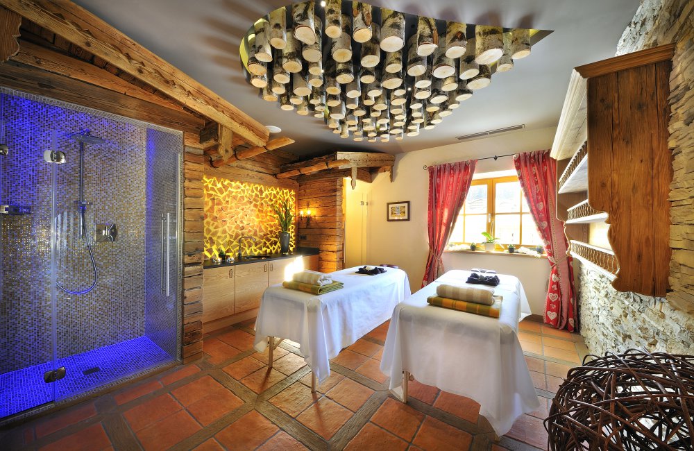Alpine Palace New Balance Luxus Resort