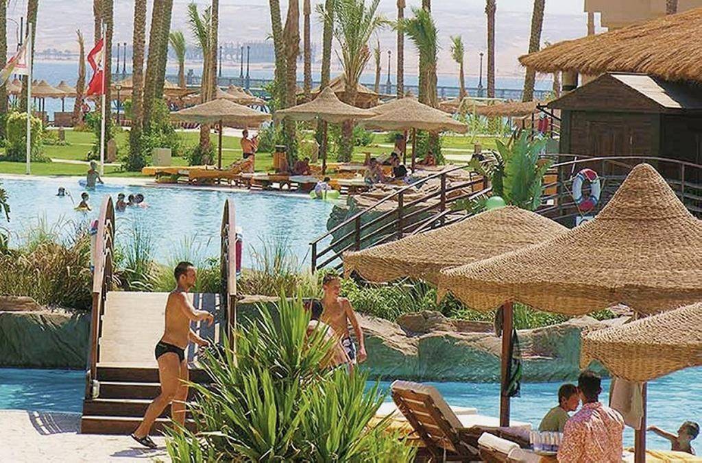 V Beach Resort (Ex. Pyramisa Beach Resort Sahl Hasheesh)