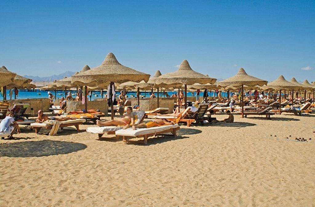 V Beach Resort (Ex. Pyramisa Beach Resort Sahl Hasheesh)