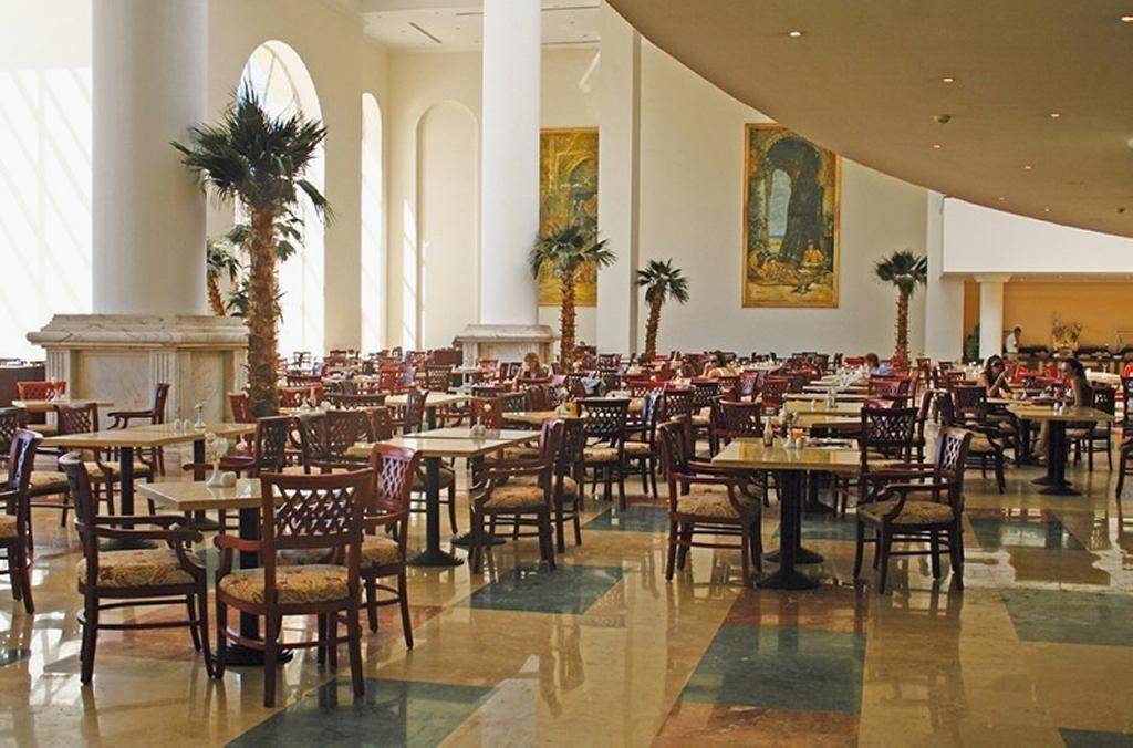V Beach Resort (Ex. Pyramisa Beach Resort Sahl Hasheesh)