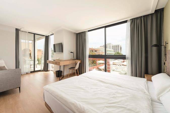 Kyrat Amarac Suites