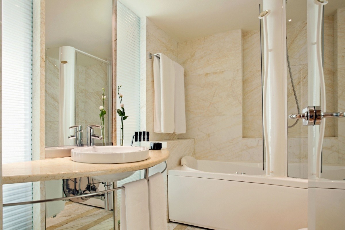 Melia Athens