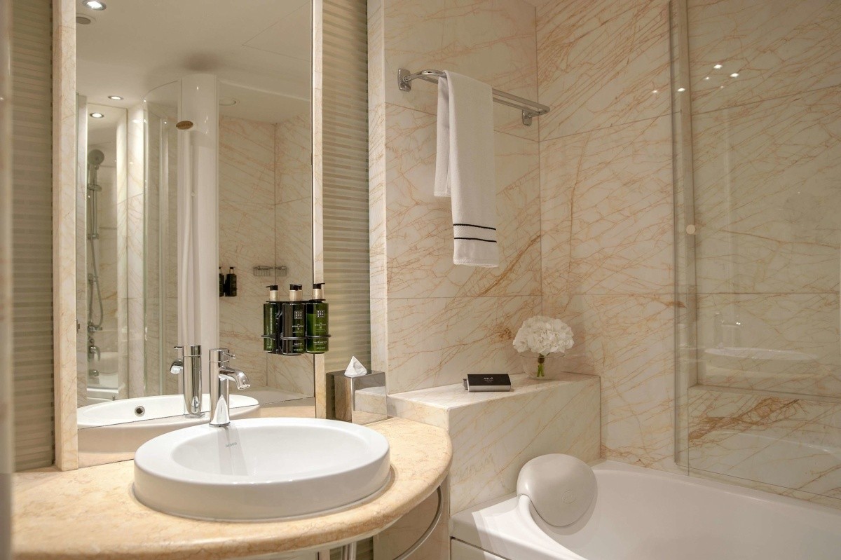Melia Athens