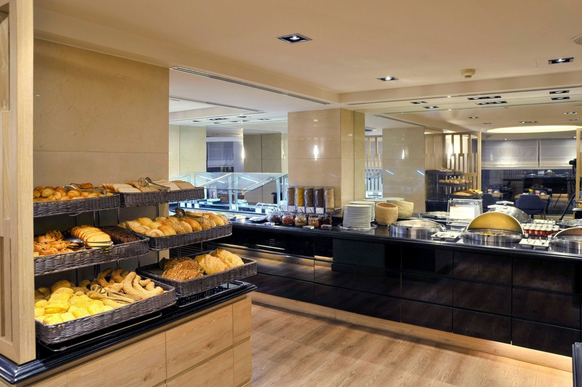 Melia Athens
