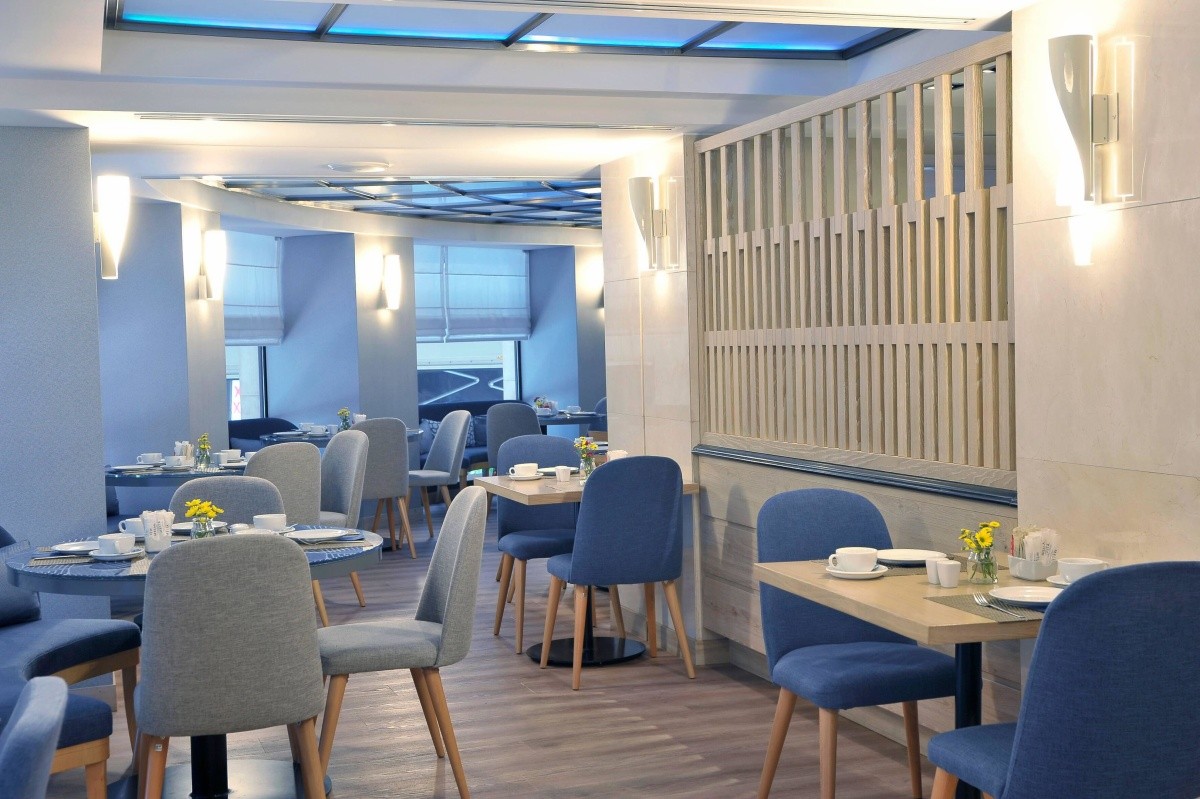 Melia Athens